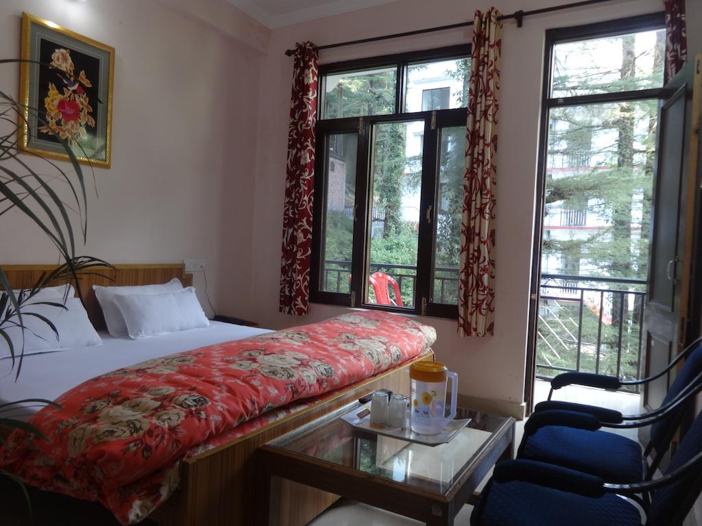 Hotel Kumar Residency Dharamsala Zewnętrze zdjęcie