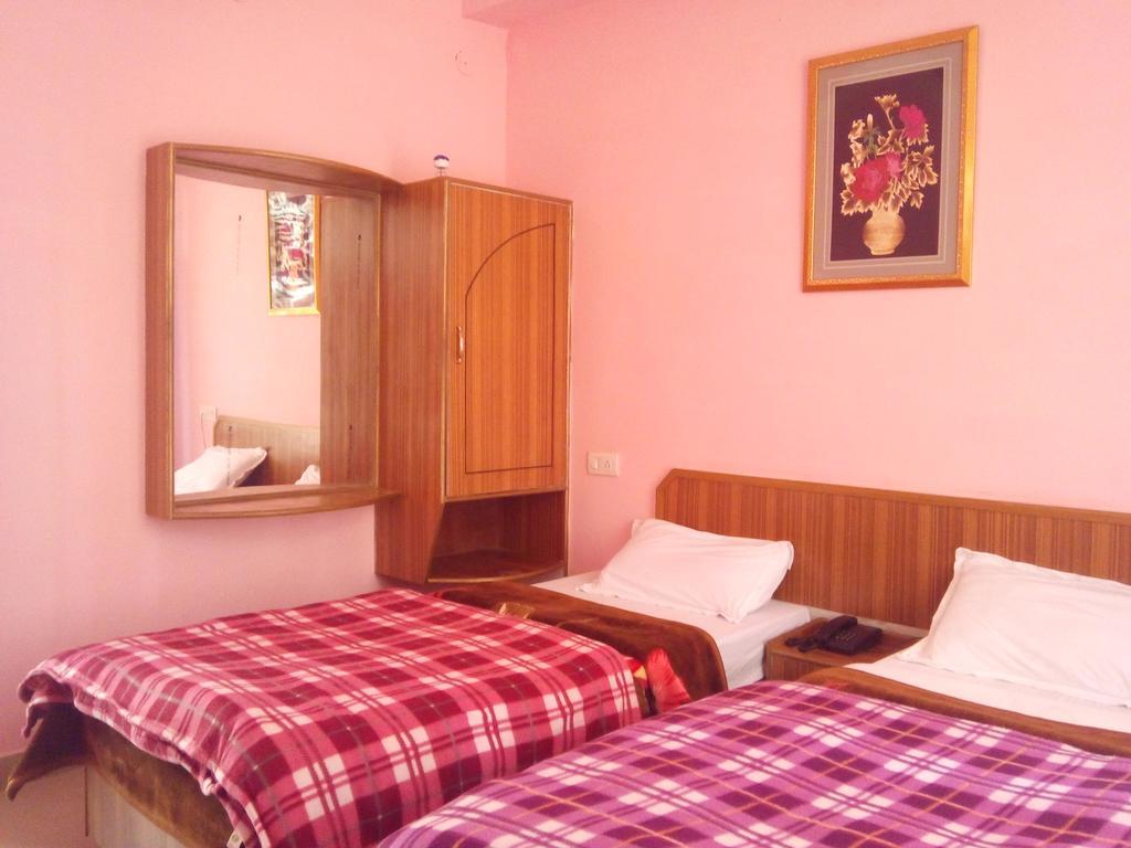 Hotel Kumar Residency Dharamsala Zewnętrze zdjęcie
