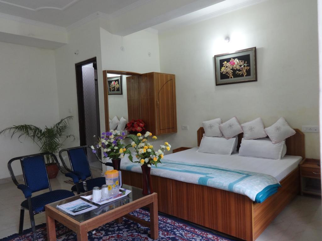 Hotel Kumar Residency Dharamsala Zewnętrze zdjęcie