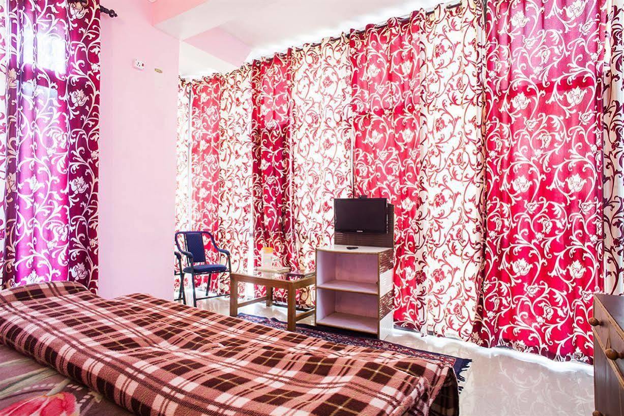 Hotel Kumar Residency Dharamsala Zewnętrze zdjęcie